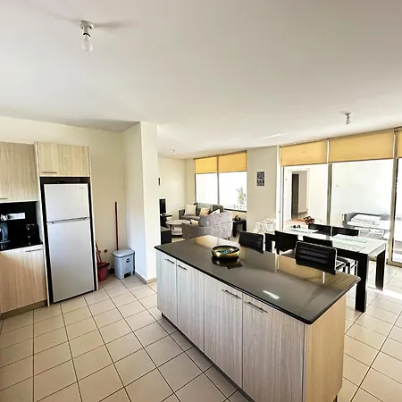 Modern Center With Pool Apartament