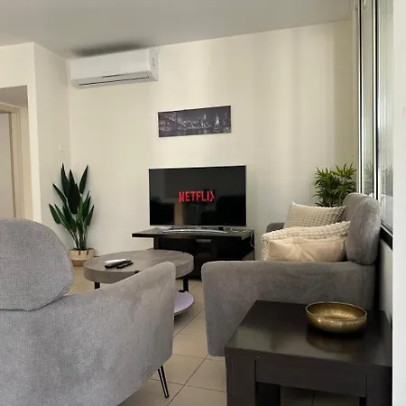 Ferienhaus Charming Centre W Pool - Flats 303 Larnaka