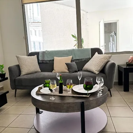 Charming Centre W Pool - Flats 303 * Larnaka