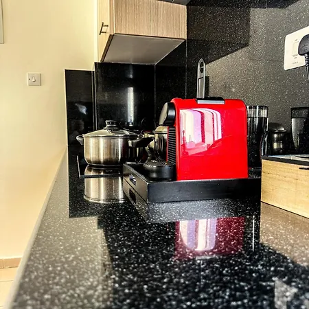 Modern Center With Pool * Larnaca